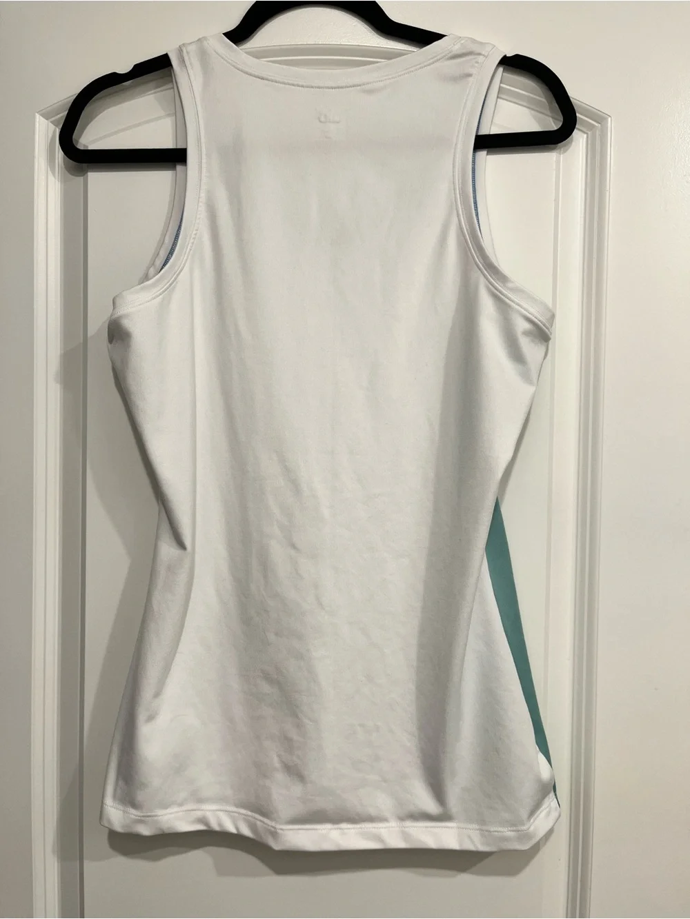 All Yoga Coolfit Women’s Sleeveless Tank Top White Aqua Athleisure Sports XL